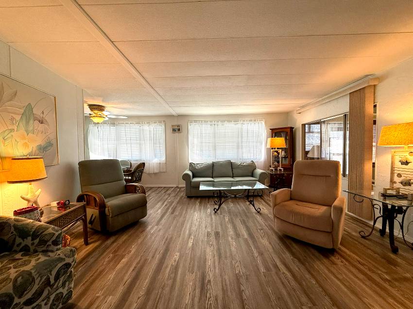 18 Date St a Bradenton, FL Mobile or Manufactured Home for Sale